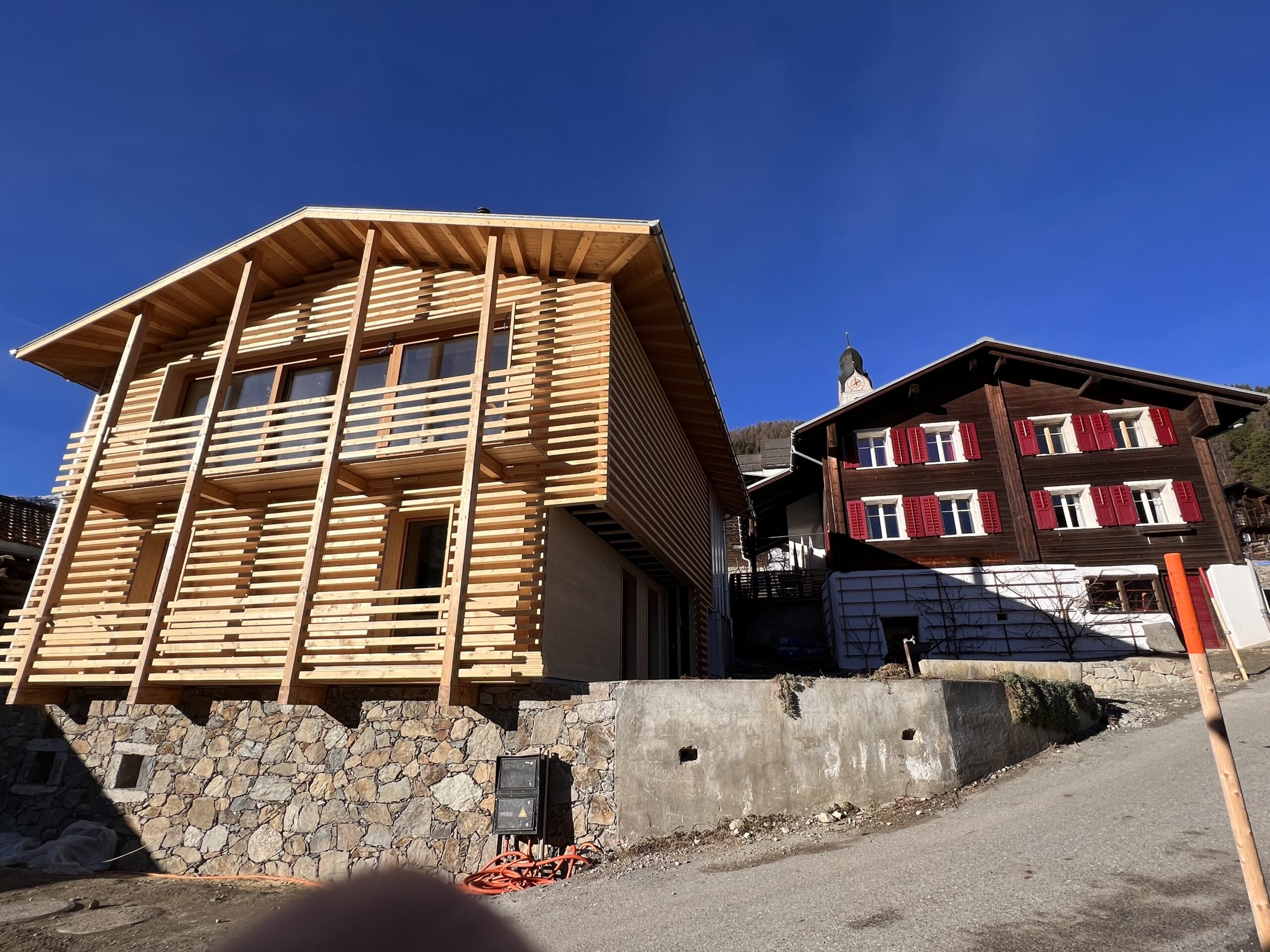 The new workshops room and the guest house of Sonnennest in Sumvitg, Graubünden, CH.
